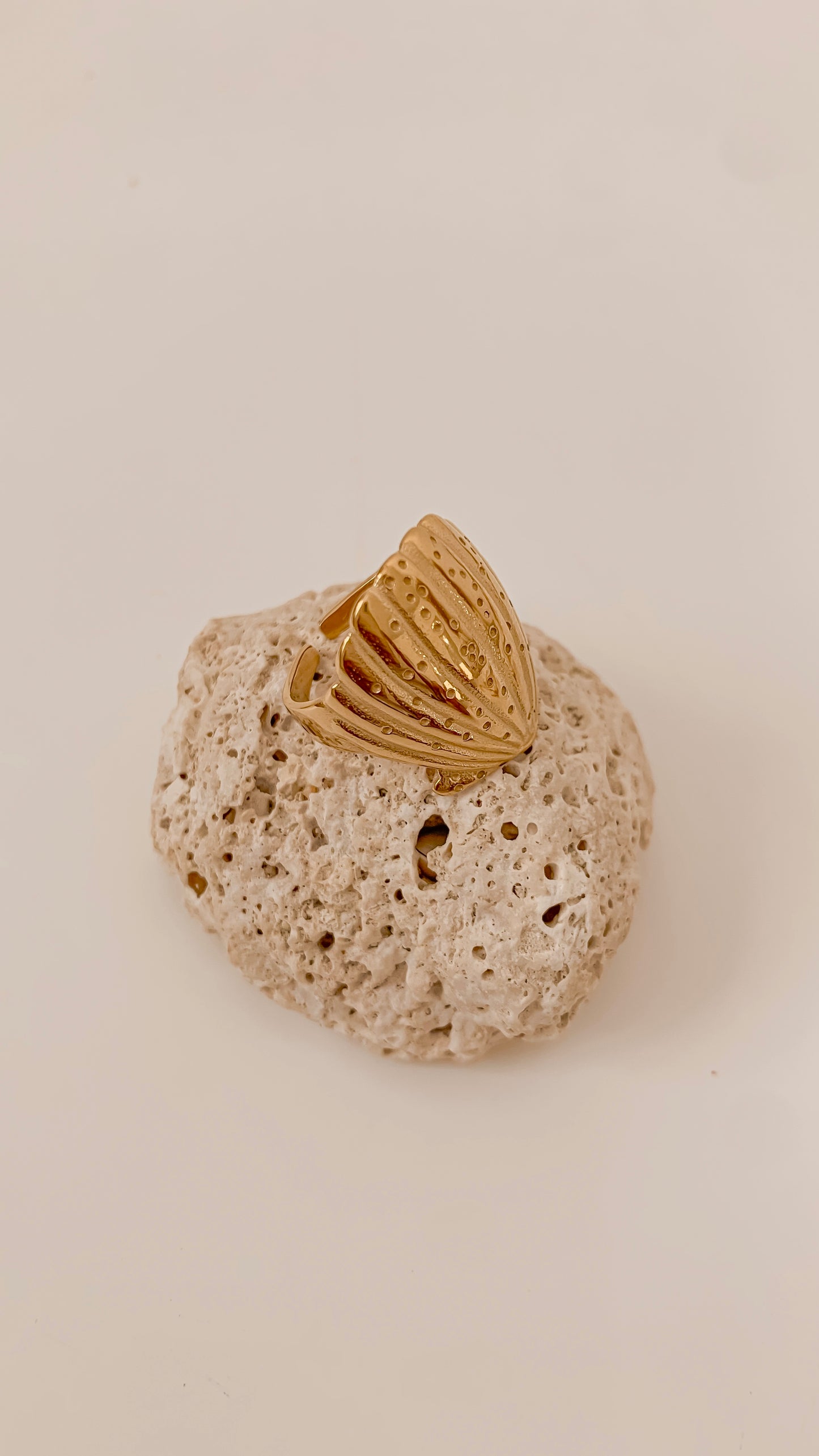 Concha Ring