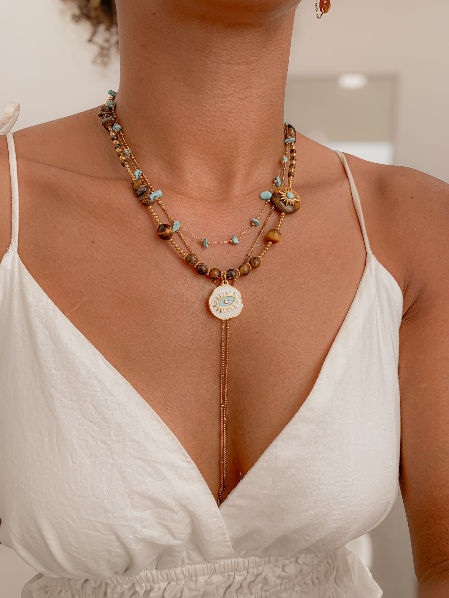 Velia Choker