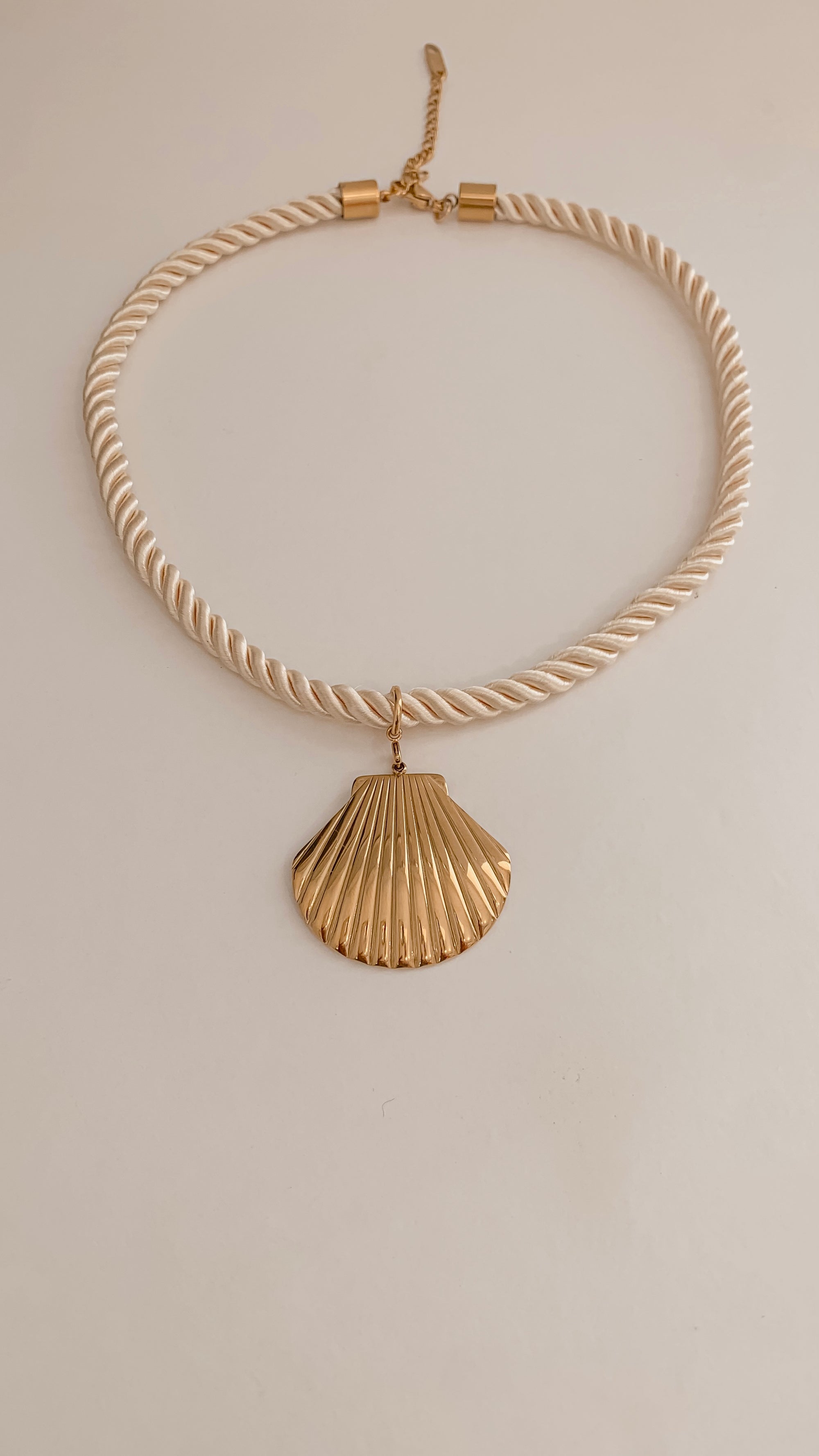Cali Soga Choker