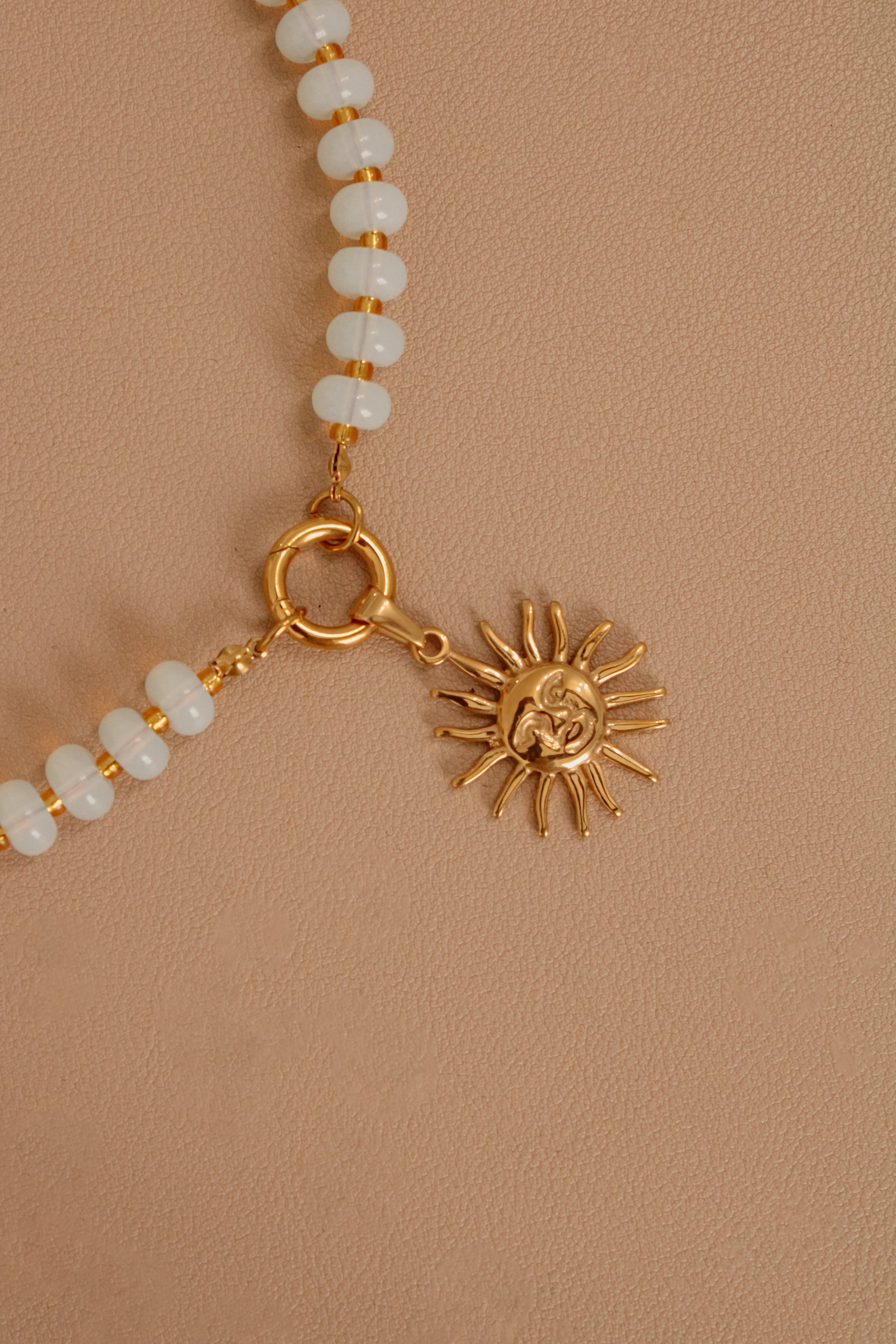 Rayos de Sol Choker