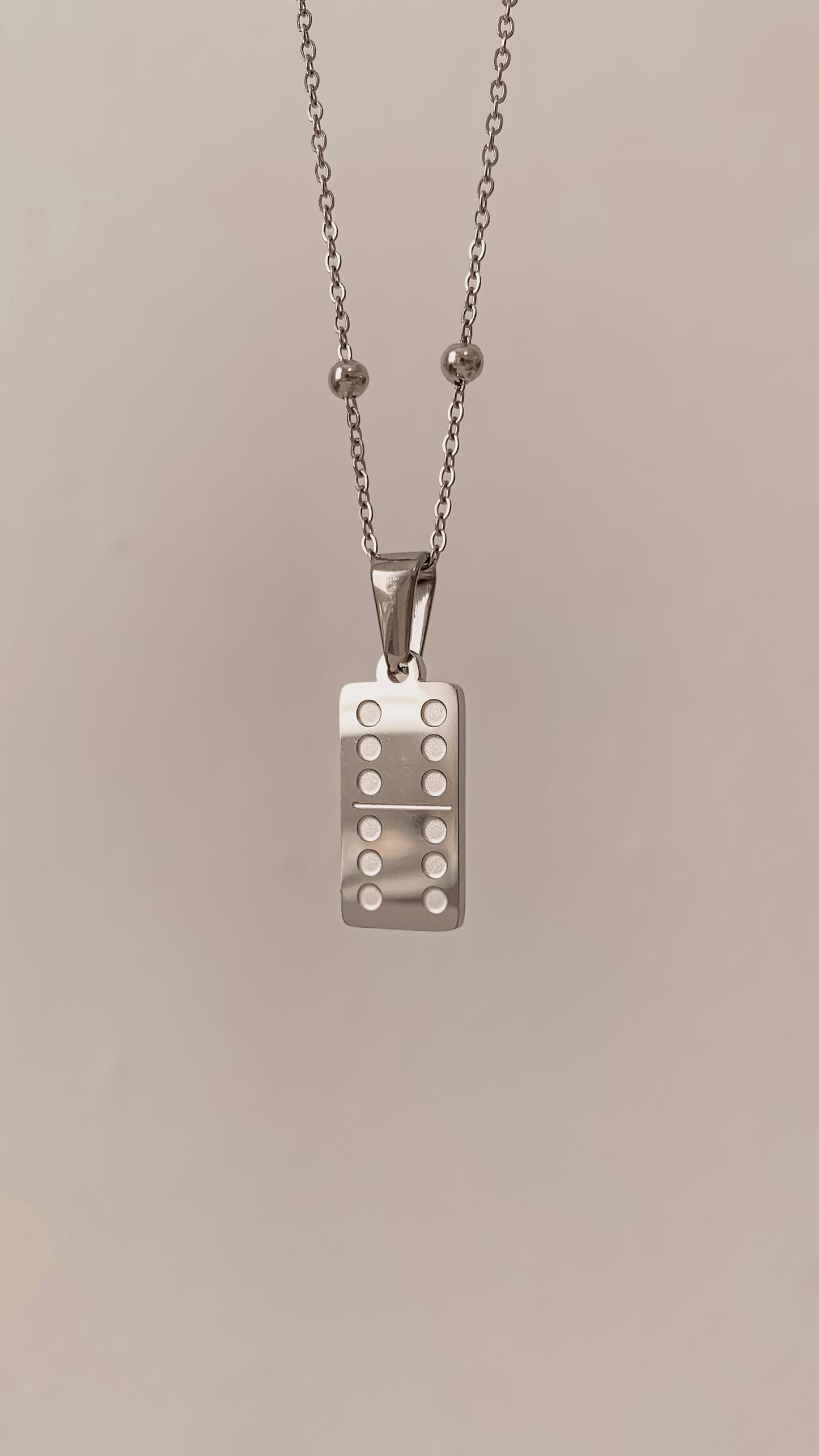 Domino Chain