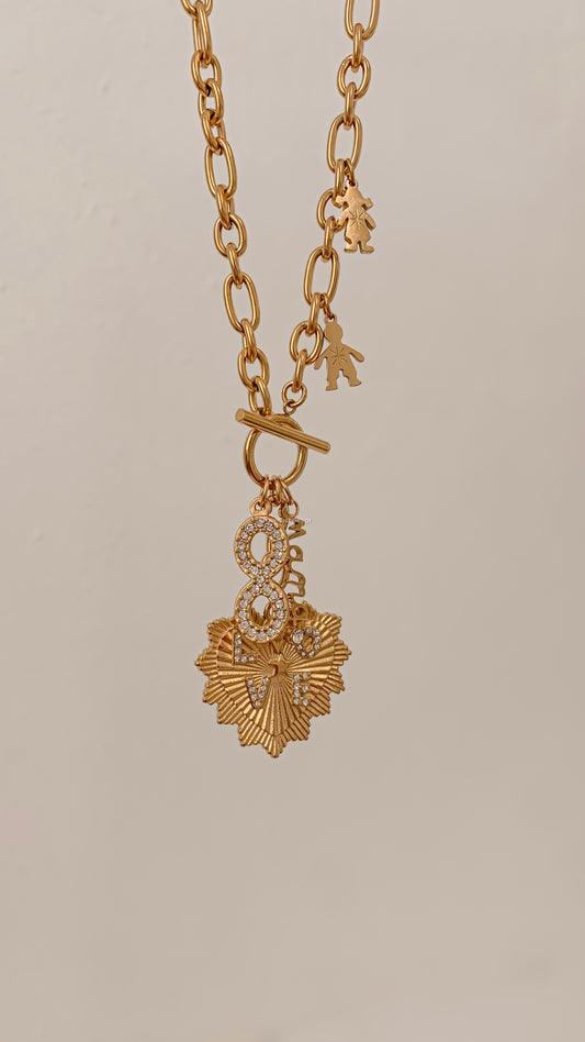 Infinita Mamá Necklace