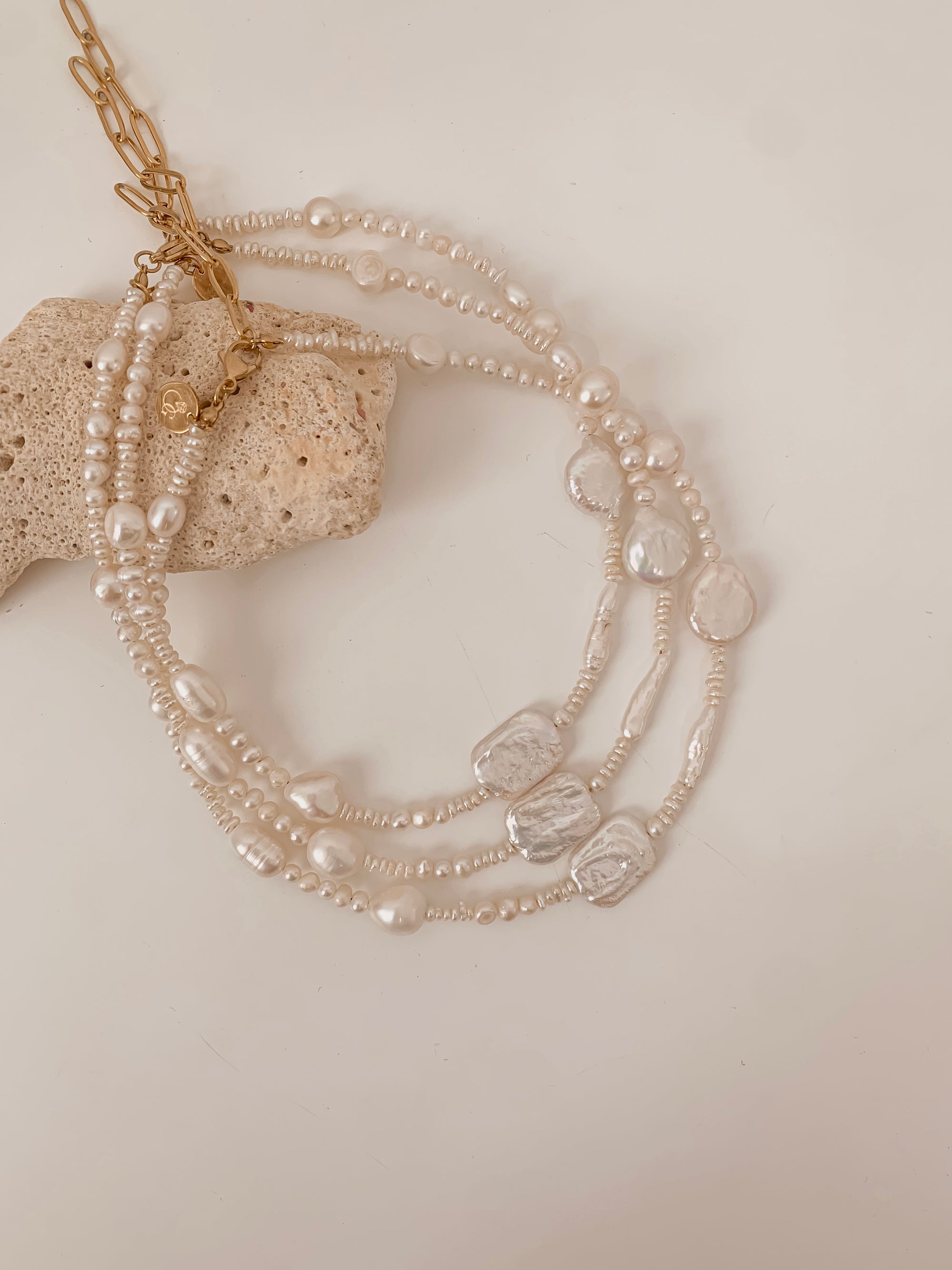 Hali Choker Pearls