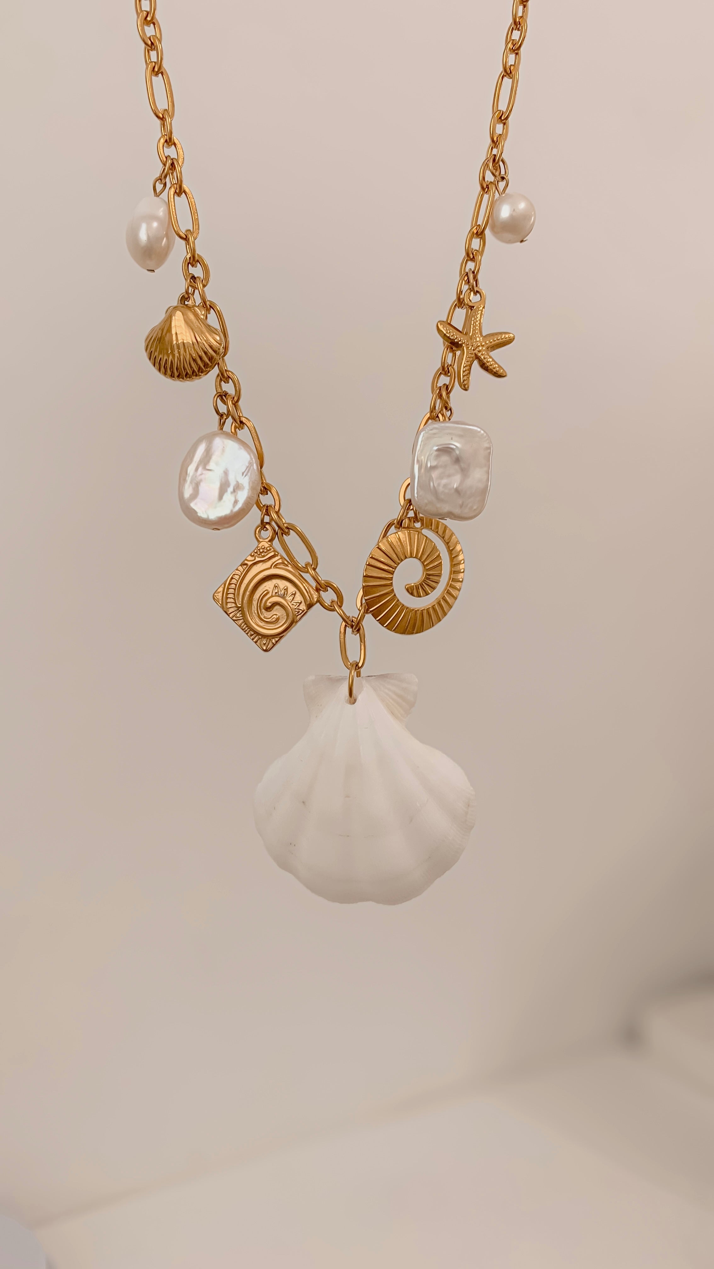 Concha del Mar Necklace