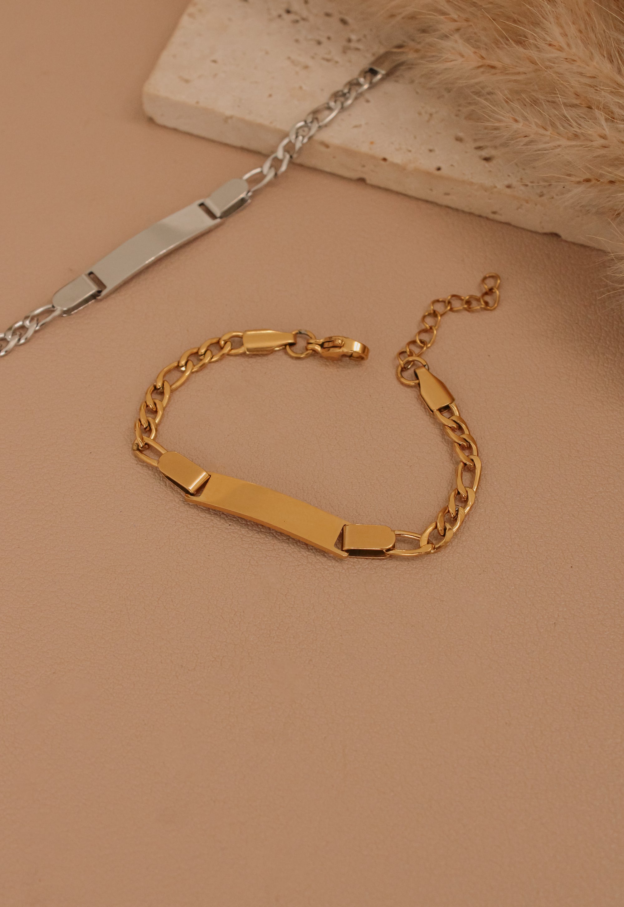 Brazalete grabado para bebé