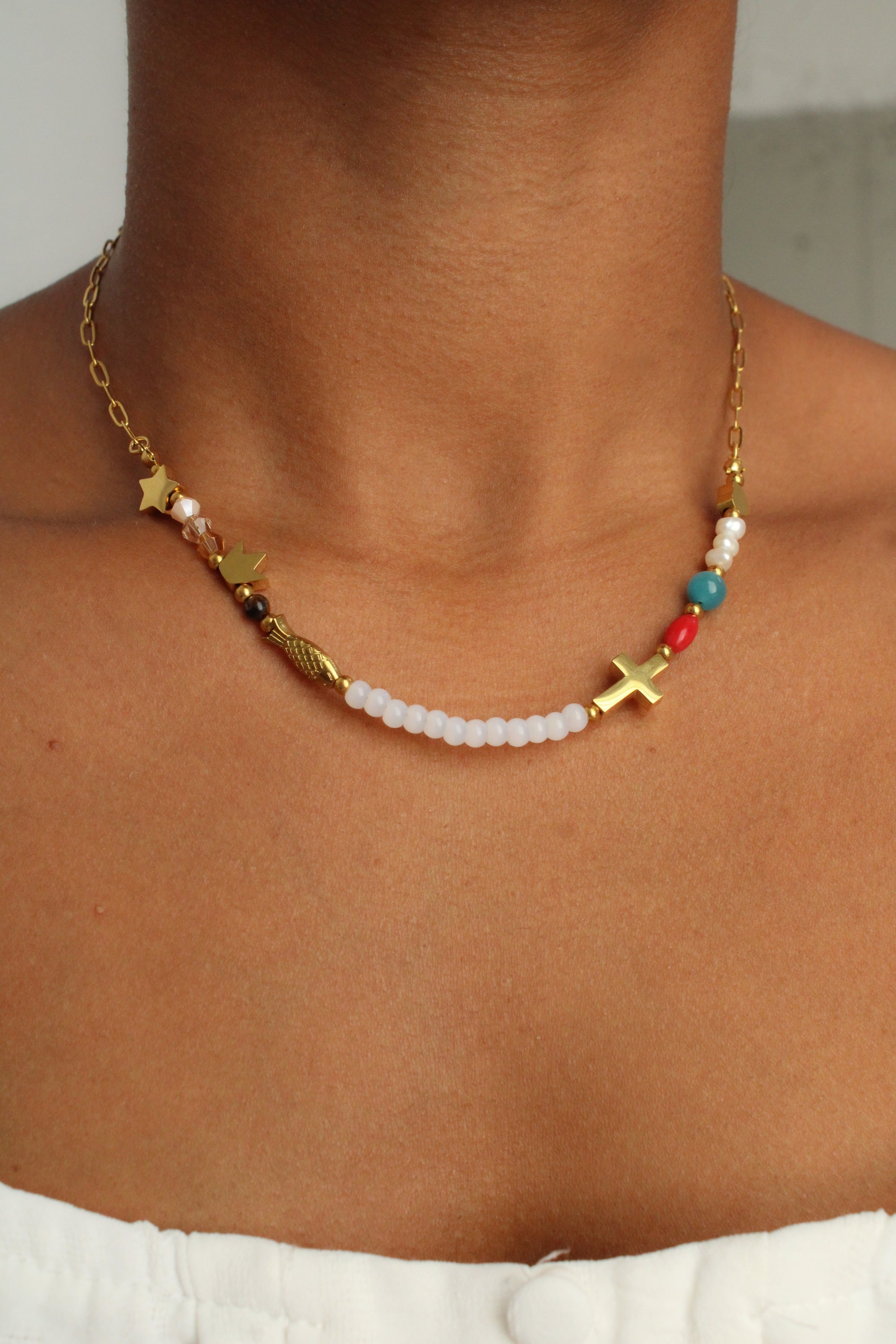 La Historia de Jesús Necklace
