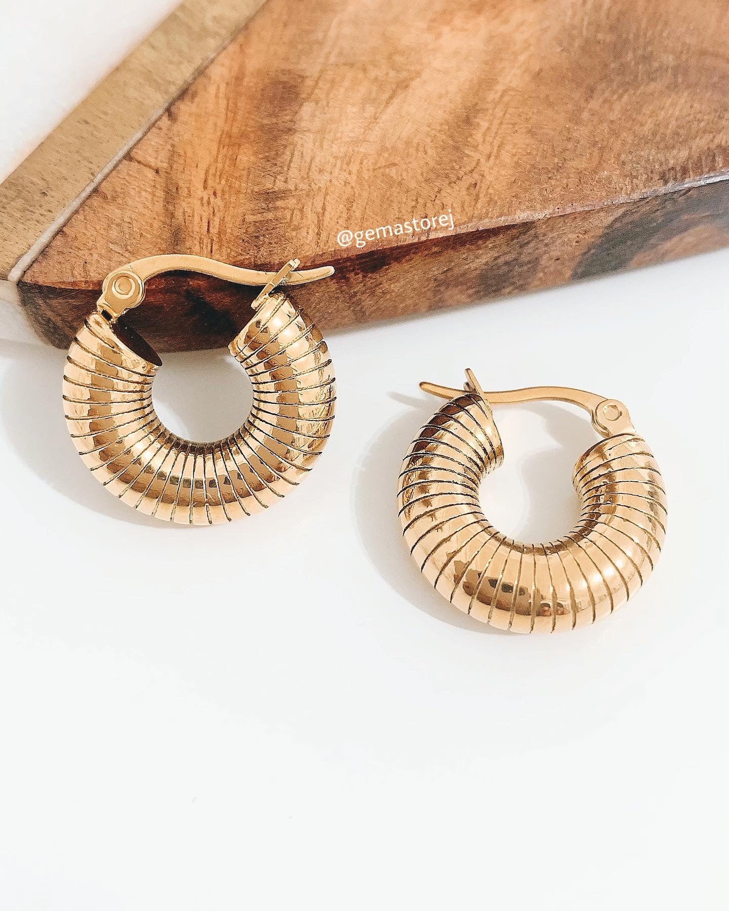 Mini Croissant Hoops